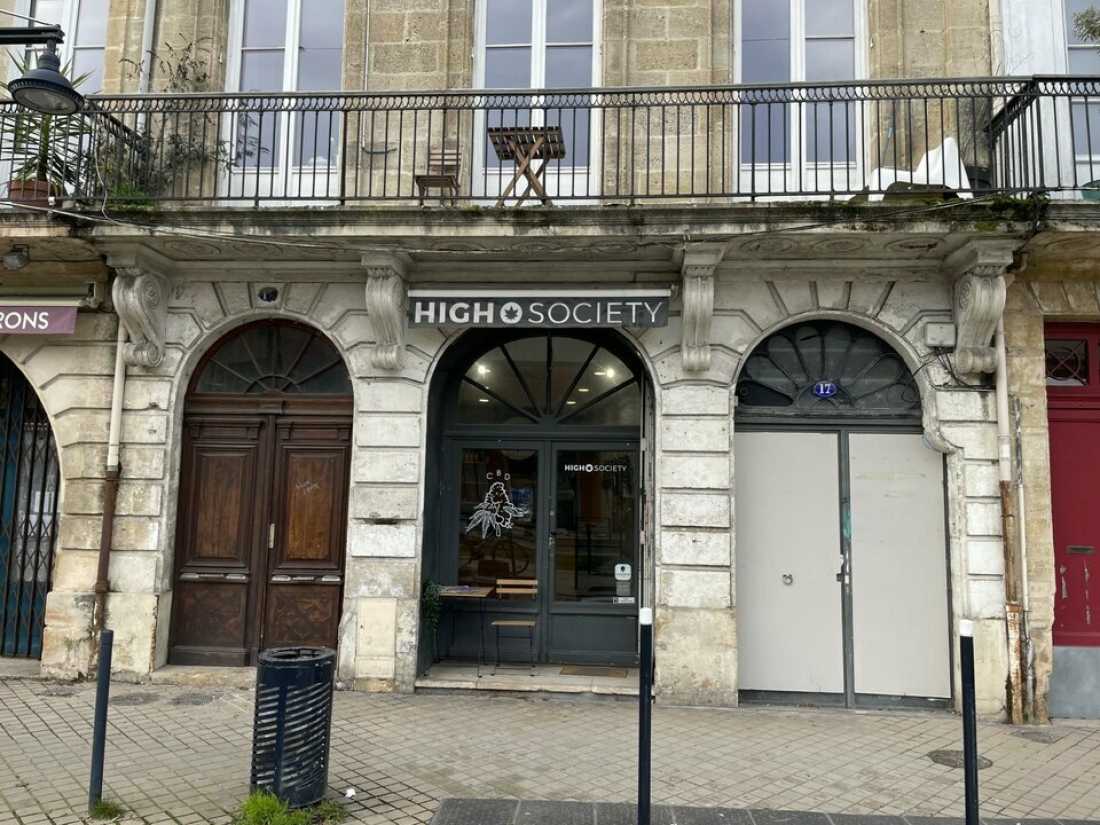 Photo 2 – location boutique	BORDEAUX (33000)